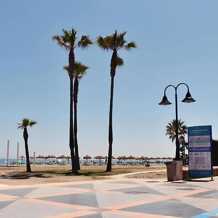 Apartamento Luminoso De 3 A Pie De Playa En *