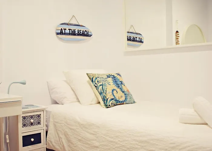 Luminoso De 3 A Pie De Playa En Apartamento Torremolinos