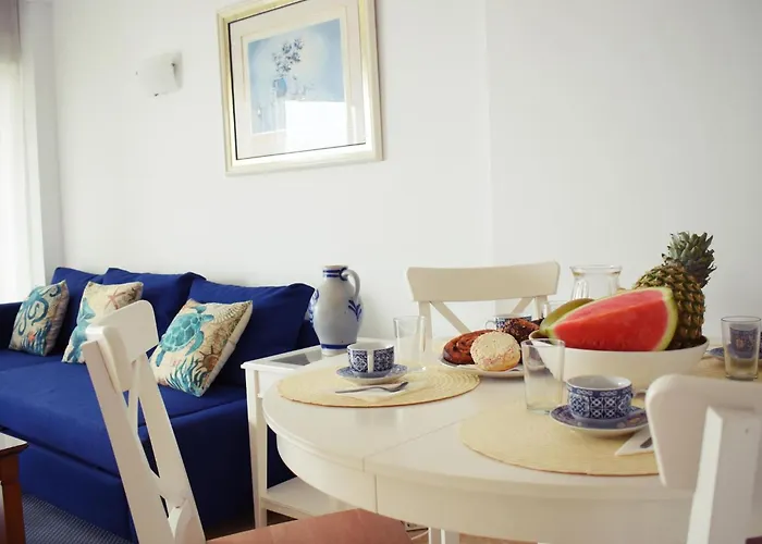 Luminoso De 3 A Pie De Playa En *