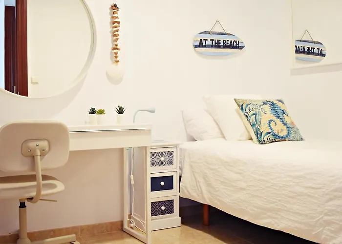 Luminoso De 3 A Pie De Playa En * Torremolinos