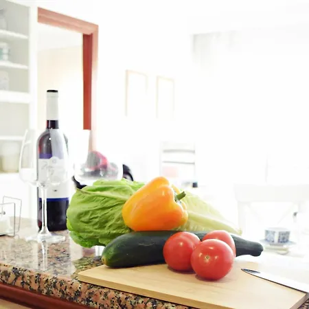 Luminoso De 3 A Pie De Playa En