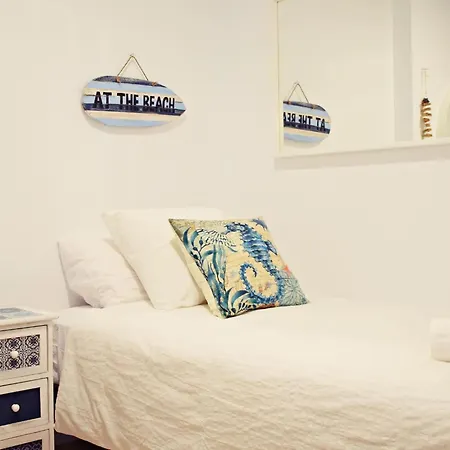 Luminoso De 3 A Pie De Playa En Apartamento Torremolinos