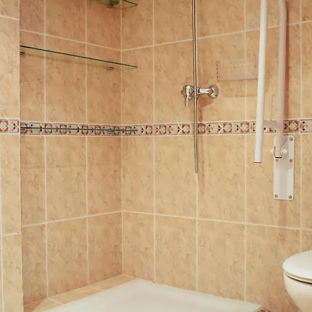Apartamento Luminoso De 3 A Pie De Playa En Torremolinos