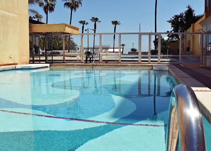 Luminoso De 3 A Pie De Playa En * Torremolinos