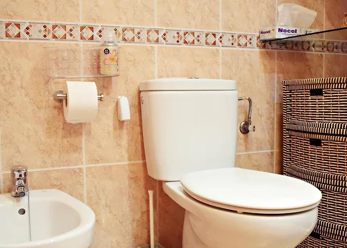 Luminoso De 3 A Pie De Playa En *