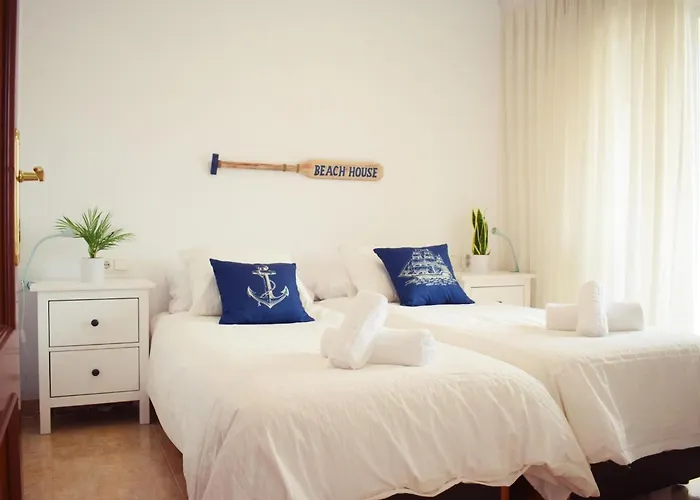 Apartment Luminoso De 3 A Pie De Playa En *