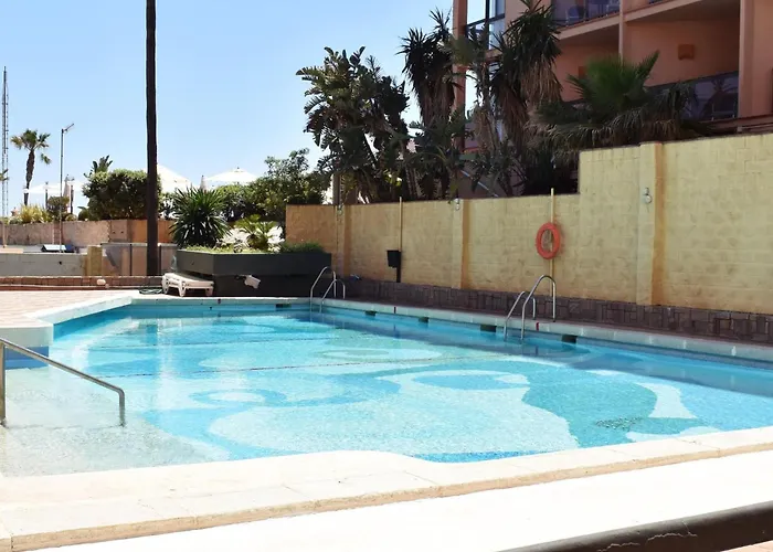 Apartment Luminoso De 3 A Pie De Playa En *